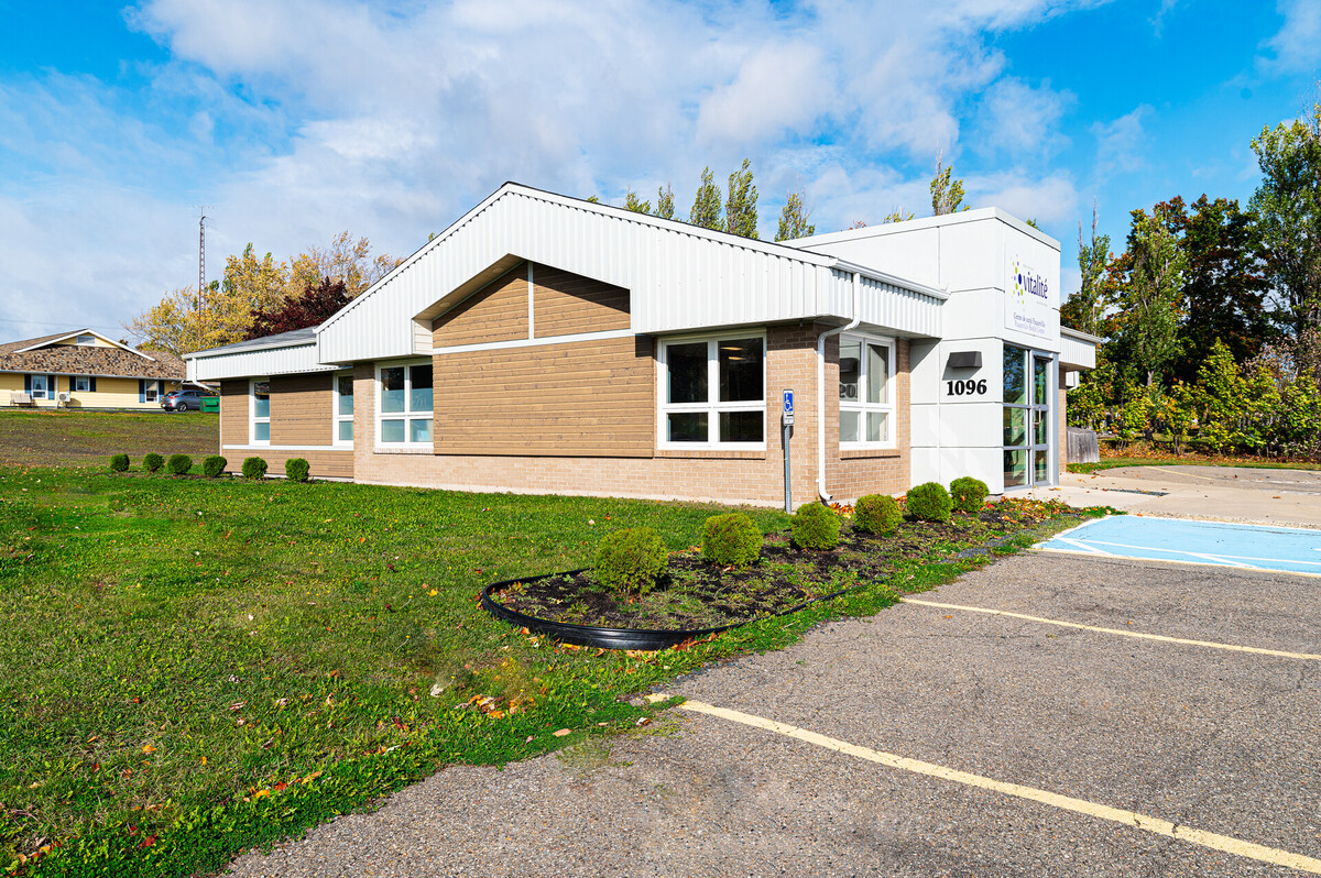 Paquetville Health Centre | Projects | CLADinc.